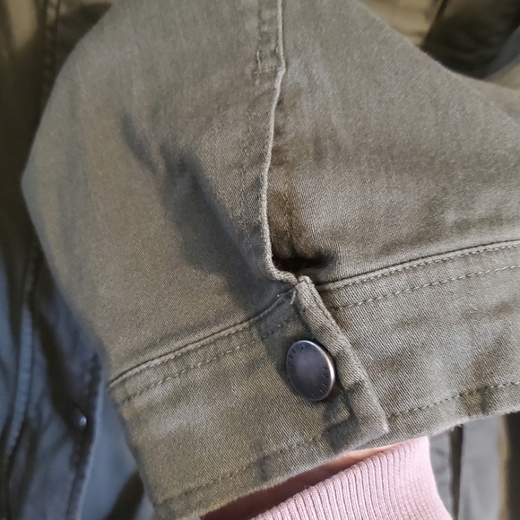 TORRID ARMY GREEN LIGHTWEIGHT. SZ 4X /26. OUTDOORS. CAMPING - Picture 7 of 8